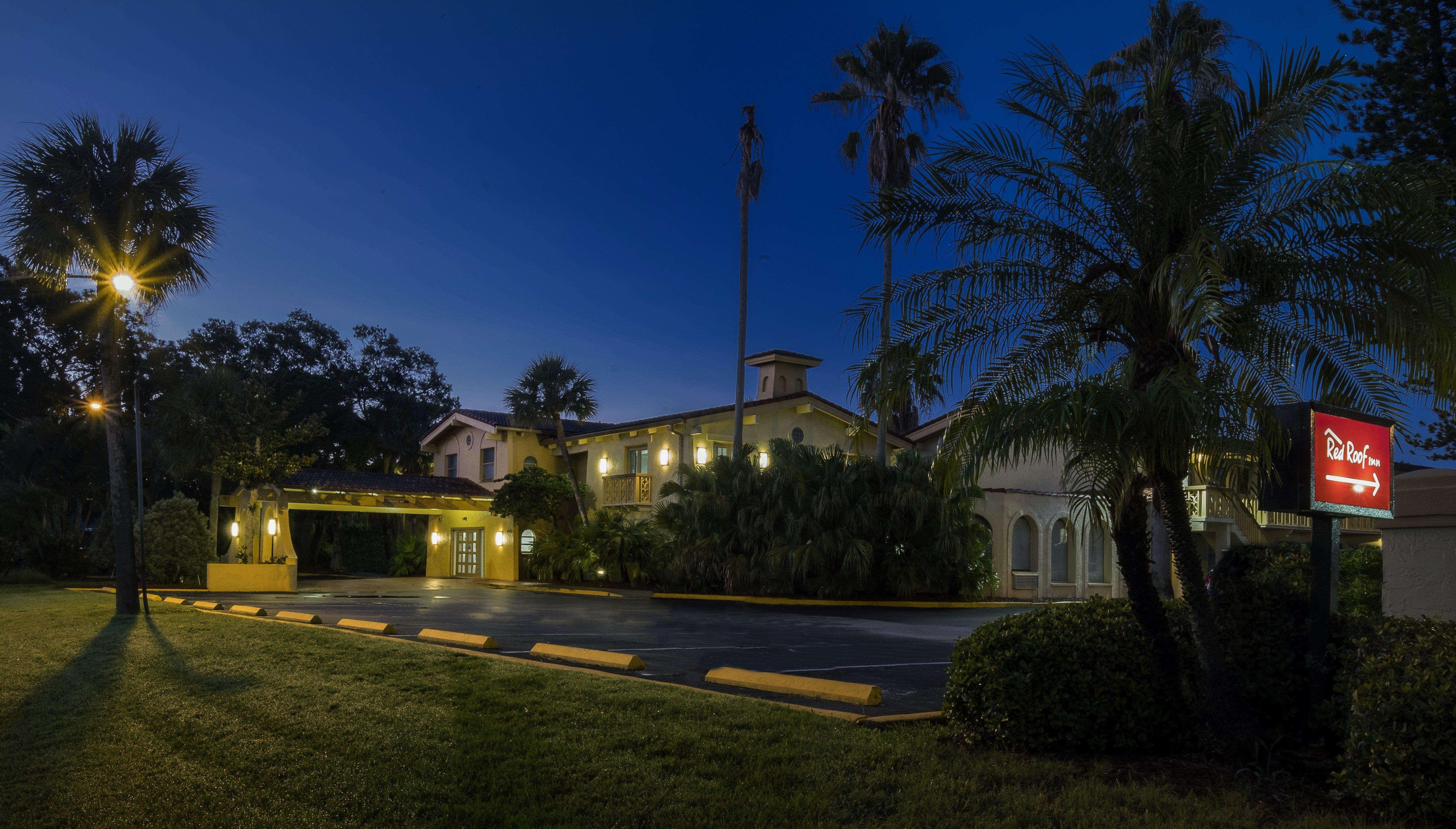 Red Roof Inn Tampa Bay - Сент-Пітерсбург Екстер'єр фото