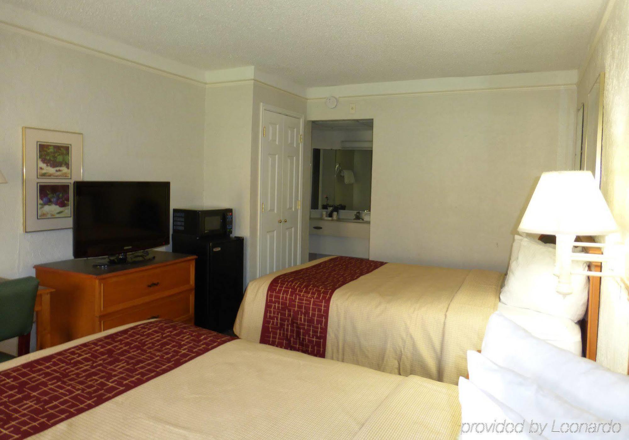Red Roof Inn Tampa Bay - Сент-Пітерсбург Екстер'єр фото